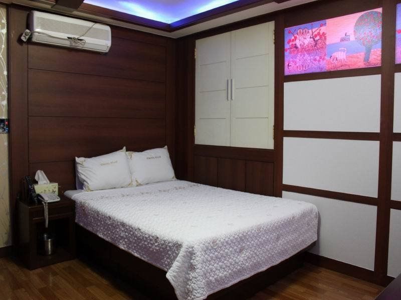 Picasso Motel Jongno Seoul Exterior photo