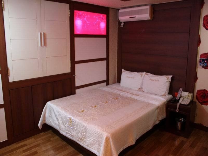 Picasso Motel Jongno Seoul Exterior photo